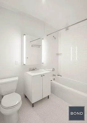 Rented by Bond New York | media 5