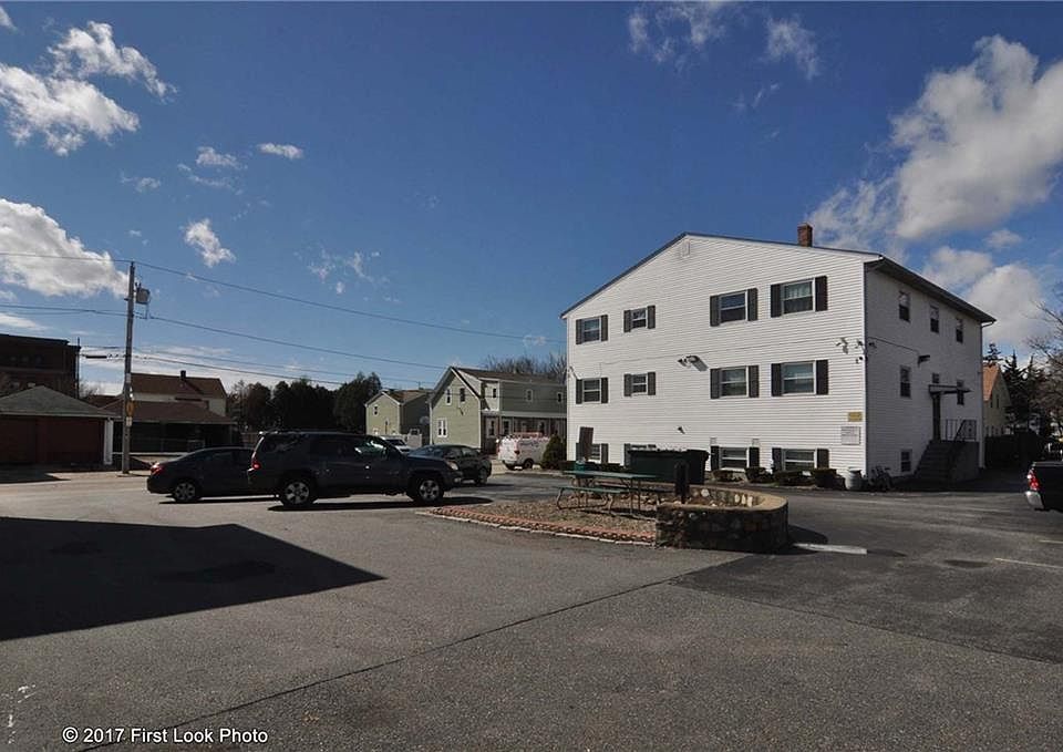 2nd image of 157 Webster Ave