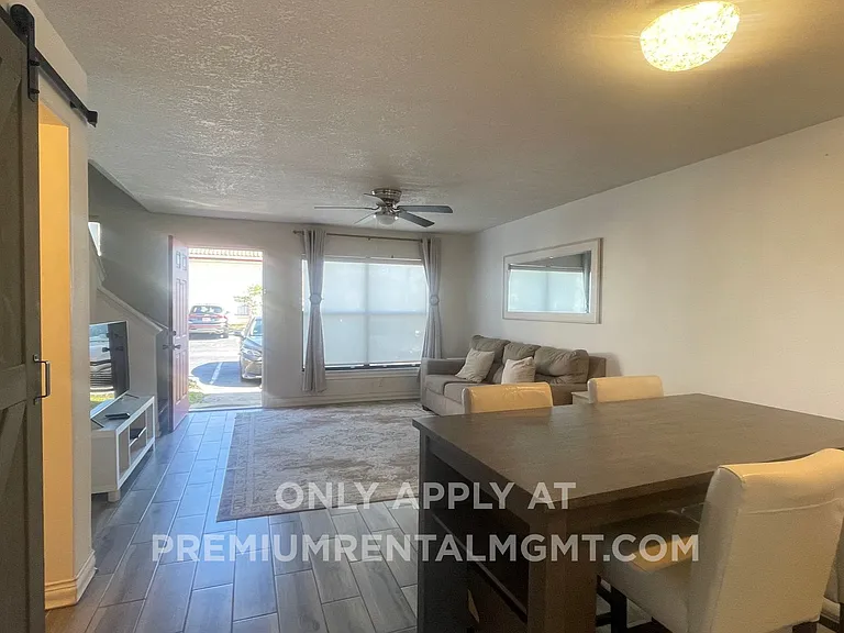 1718 Silver Creek Ct #102 — Photo 3