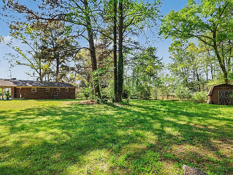 3670 Goodwin Rd — Photo 15