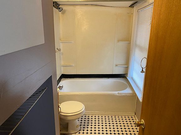 4th image of 2836 Lemp Ave APT 2