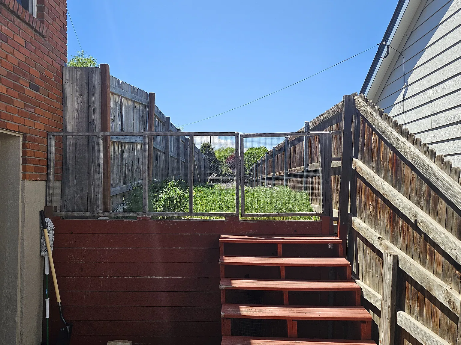 3 bed, 1300 sqft, $1,950 — Photo 3