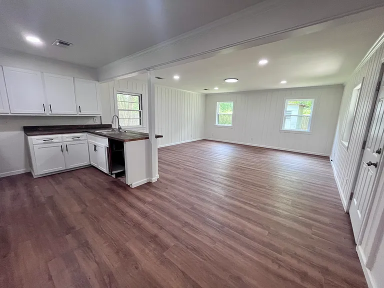 147 Beech St — Photo 19