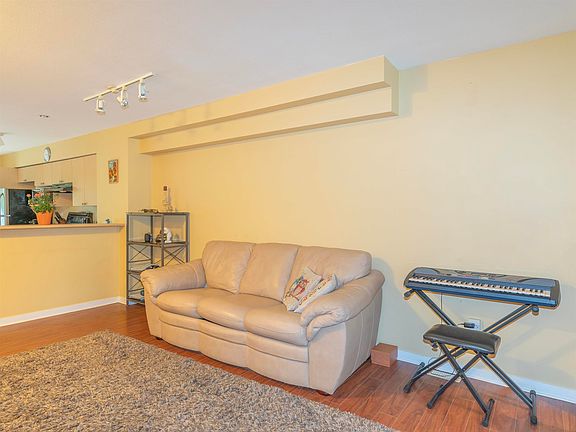 4th image of 12711 64th Ave #84