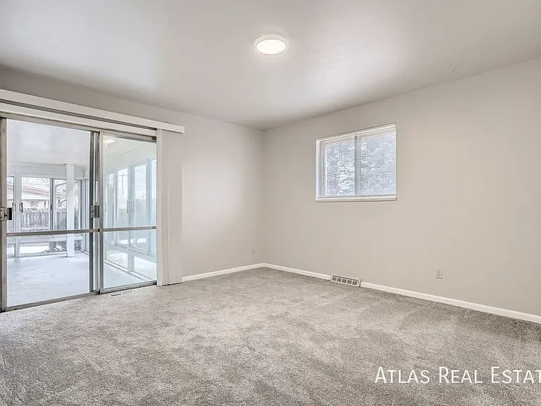 3296 S Geneva St — Photo 14