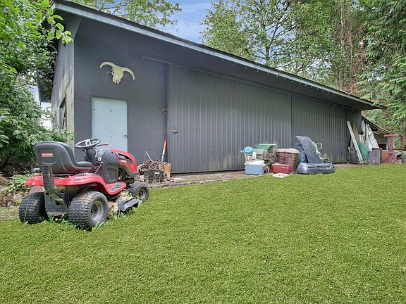 5th image of 7204 126th St E
