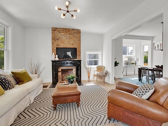 4th image of 4027 Ivanhoe Ave