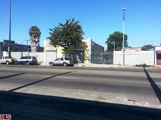 2nd image of 8114 Avalon Blvd