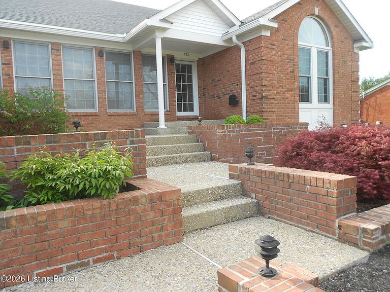 Listing photo 2