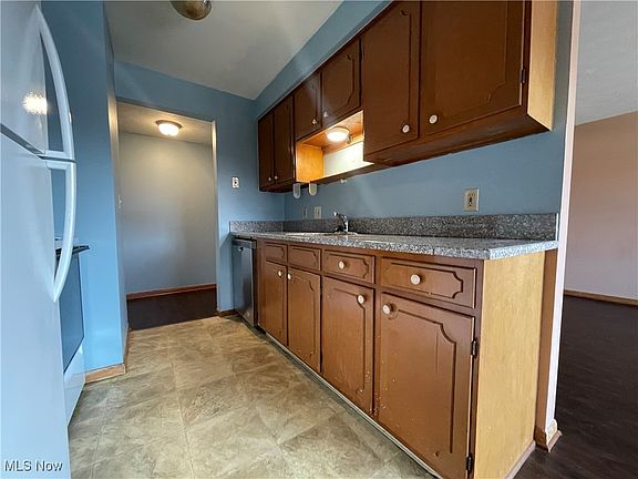 4th image of 22065 River Oaks Dr APT C11