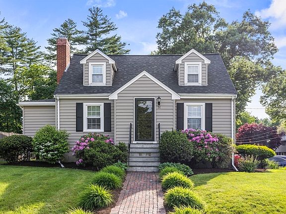 2nd image of 51 Higgins Rd
