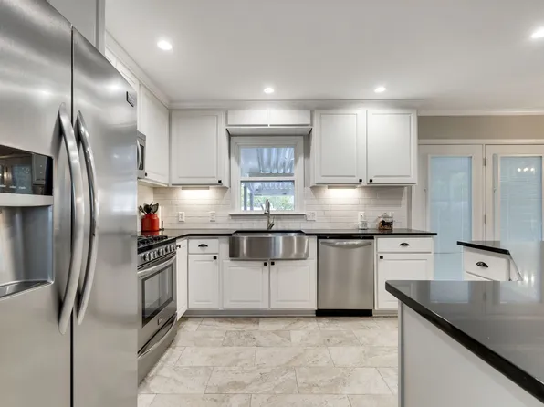 306 Cloverdale Rd, Shelbyville, TN 37160