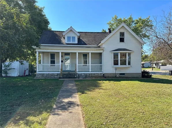 1161 W Saint Joseph St, Perryville, MO 63775