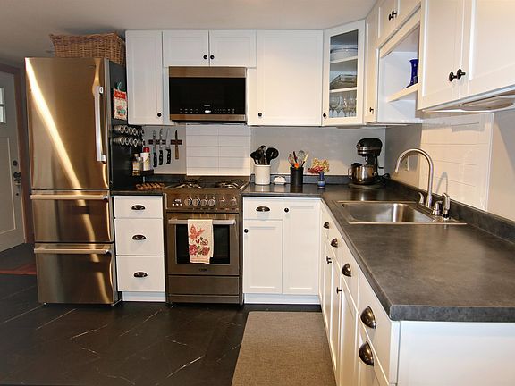 5th image of 2949 Waterbury Road