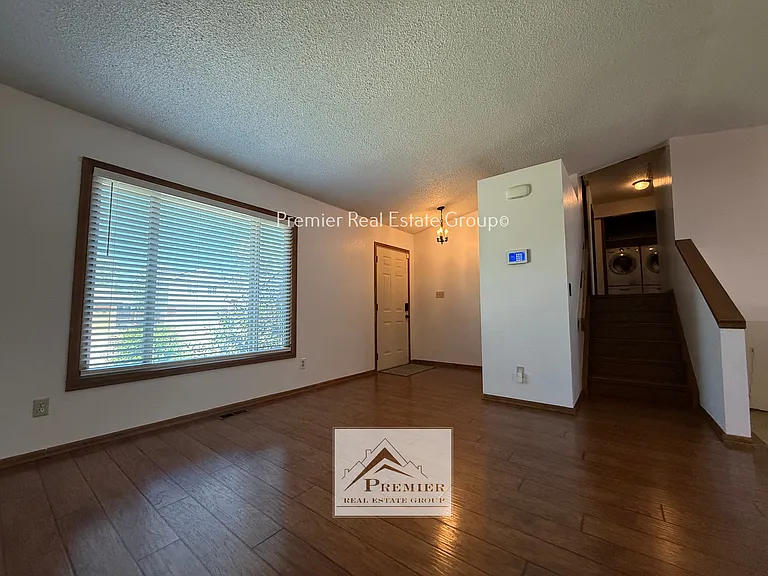 854 Daffodil St — Photo 8