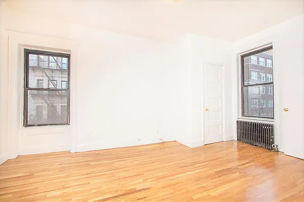 Rented by CitySites Real Estate Group | media 2