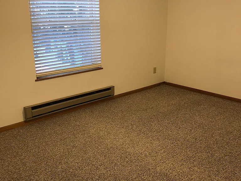 1929 Victory St #15 — Photo 11