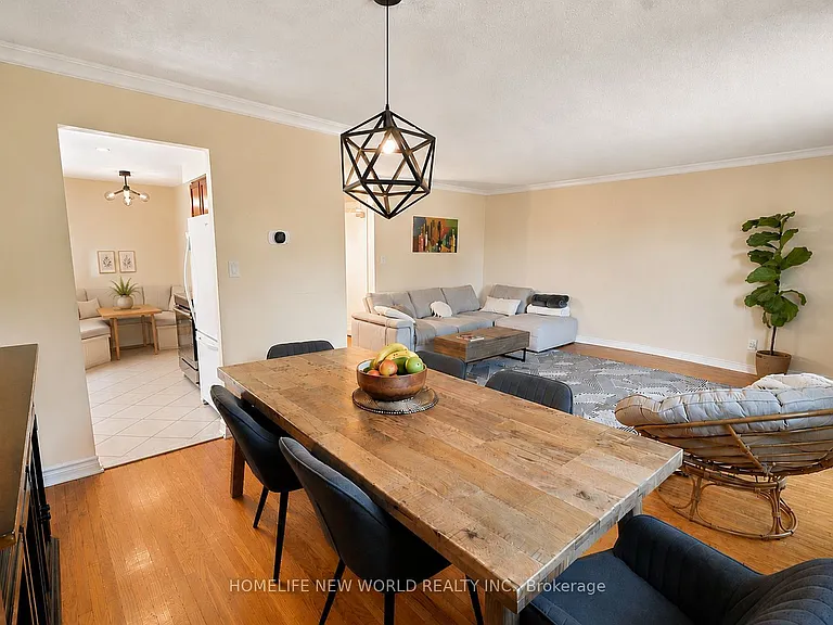 458 Appledore Cres #UPPER — Photo 4