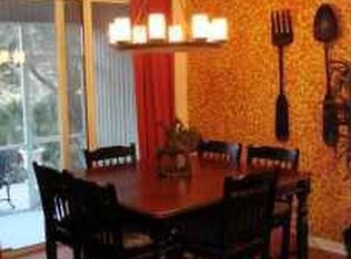 3916 Red Oak Dr, Trussville, AL 35173