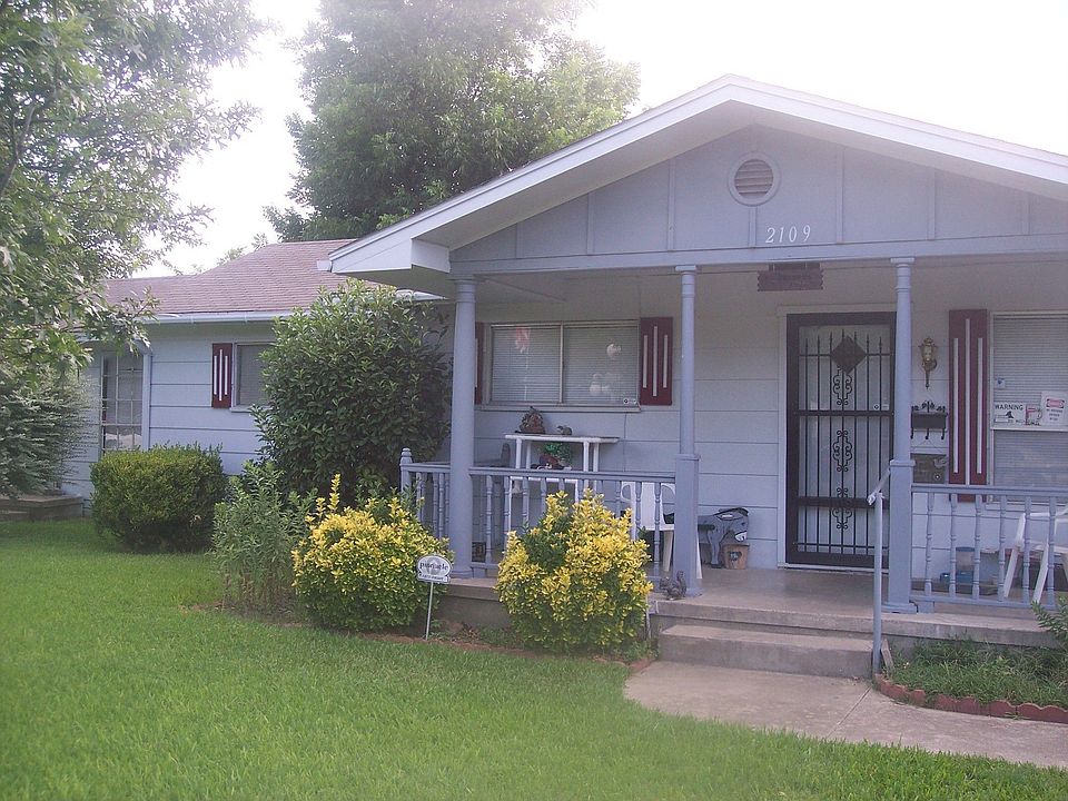 1st image of 2113 Aggie Dr