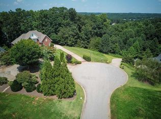 220 E Caledonia Ct, Inman, SC 29349