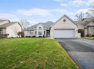 6038 Pinedale Dr, Toledo, OH