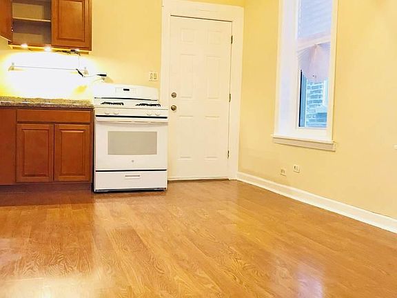 2nd image of 2021 W 21st Pl APT 1R