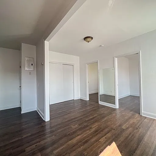 2478 Arthur Ave #9 — Photo 3