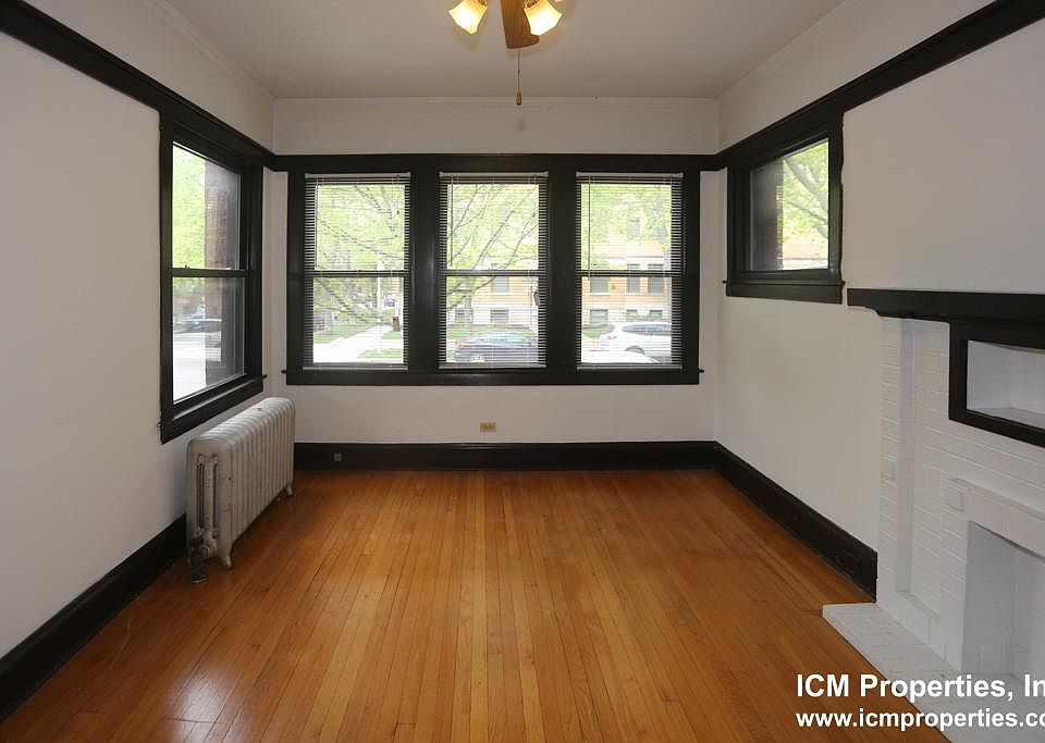 1st image of 3503 N Greenview Ave #3A