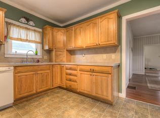 148 Main St, Coopersville, MI 49404