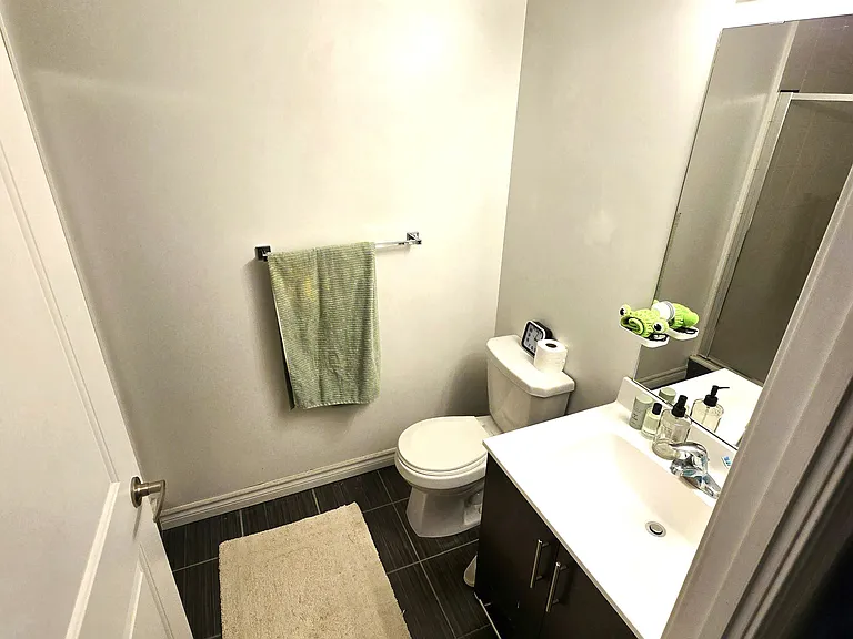 50 Town Centre Ct #2607 — Photo 4