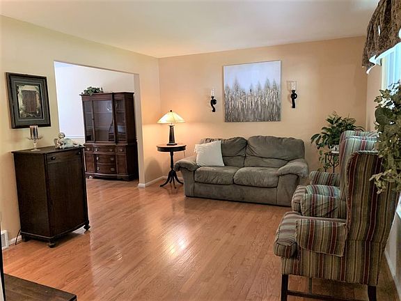 5th image of 7324 Gungadin Dr