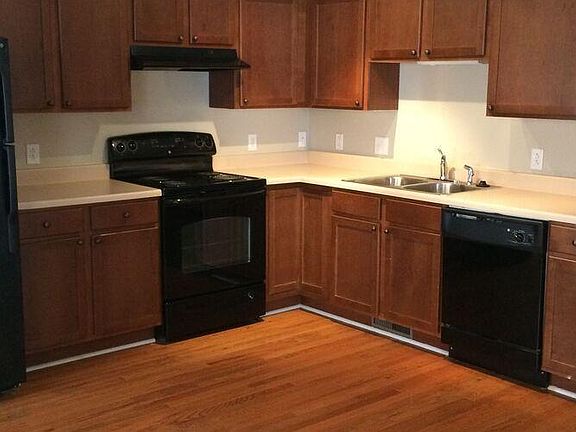 2nd image of 206 E 18th St N #8171789ce