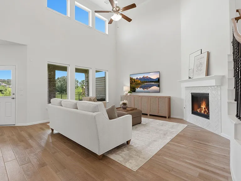 208 Peninsula Point Dr — Photo 12