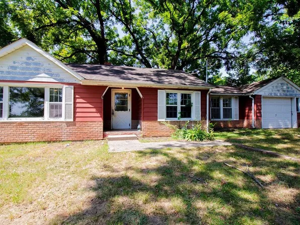 7014 NW Lamar Dr, Kansas City, MO 64152