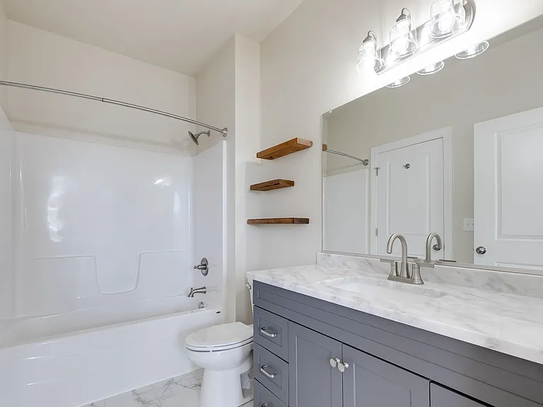 2910 Q St — Photo 25