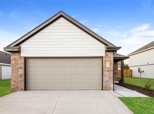 2412 Rosewood Ln, El Reno, OK 73036