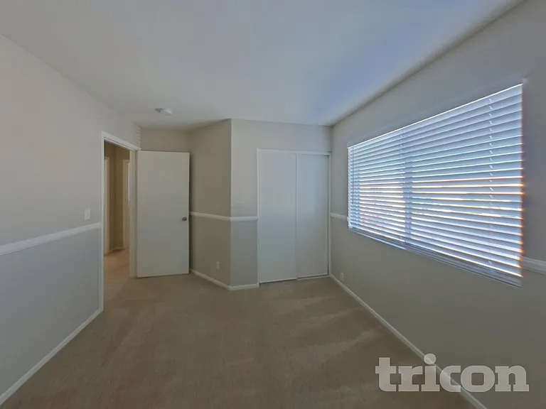 1933 Desert Sage Ave — Photo 10