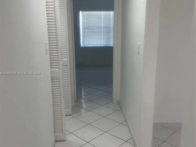 3430 SW 10th St #3 — Photo 18