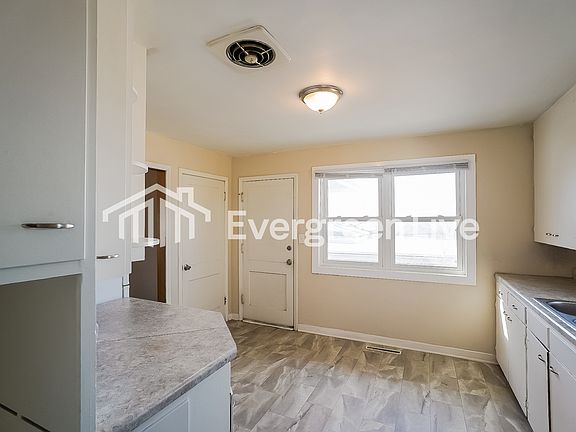 4th image of 2103 S Crawford St