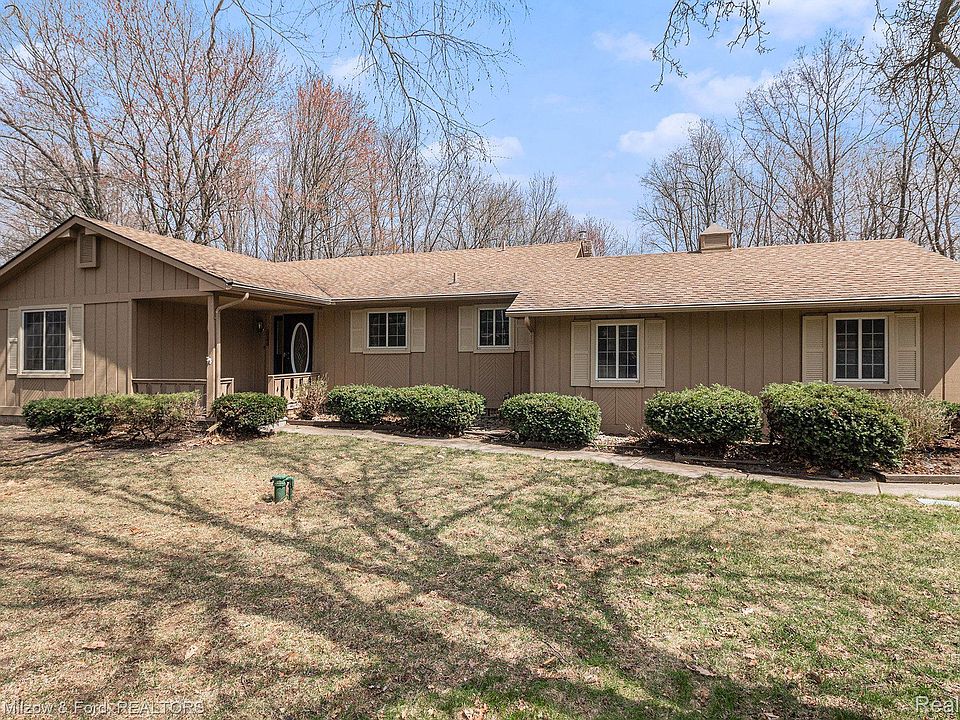 1st image of 3746 White Lake Hills Dr
