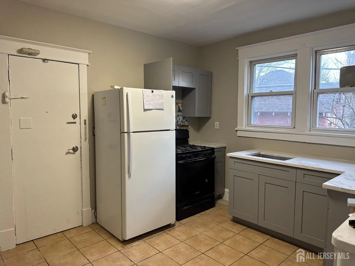 1 bed, 1.0 bath, $1,750 — Photo 3