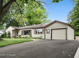 159 Fairway Rd, Lake Zurich, IL 60047