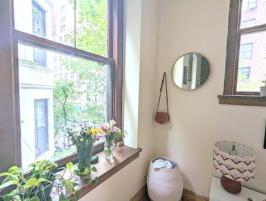 Rented by Manhattan Spaces | media 16