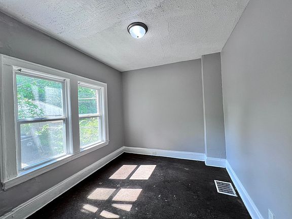 4th image of 3362 E 145th St APT 3