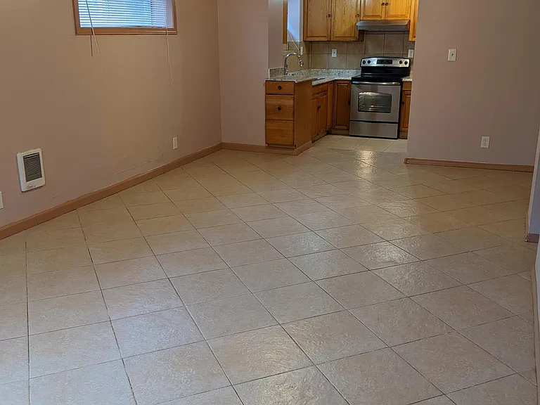 4610 S Holden St #B — Photo 11
