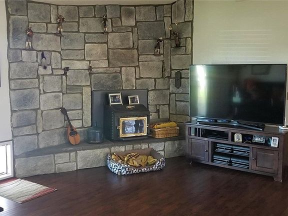 2nd image of 15814 Indian Falls Ave