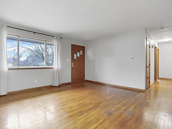 4th image of 975 Cleveland Ave
