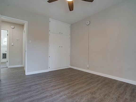 3rd image of 600 Kelton Ave APT 7
