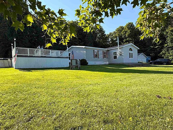 2nd image of 123 Halfway House Rd